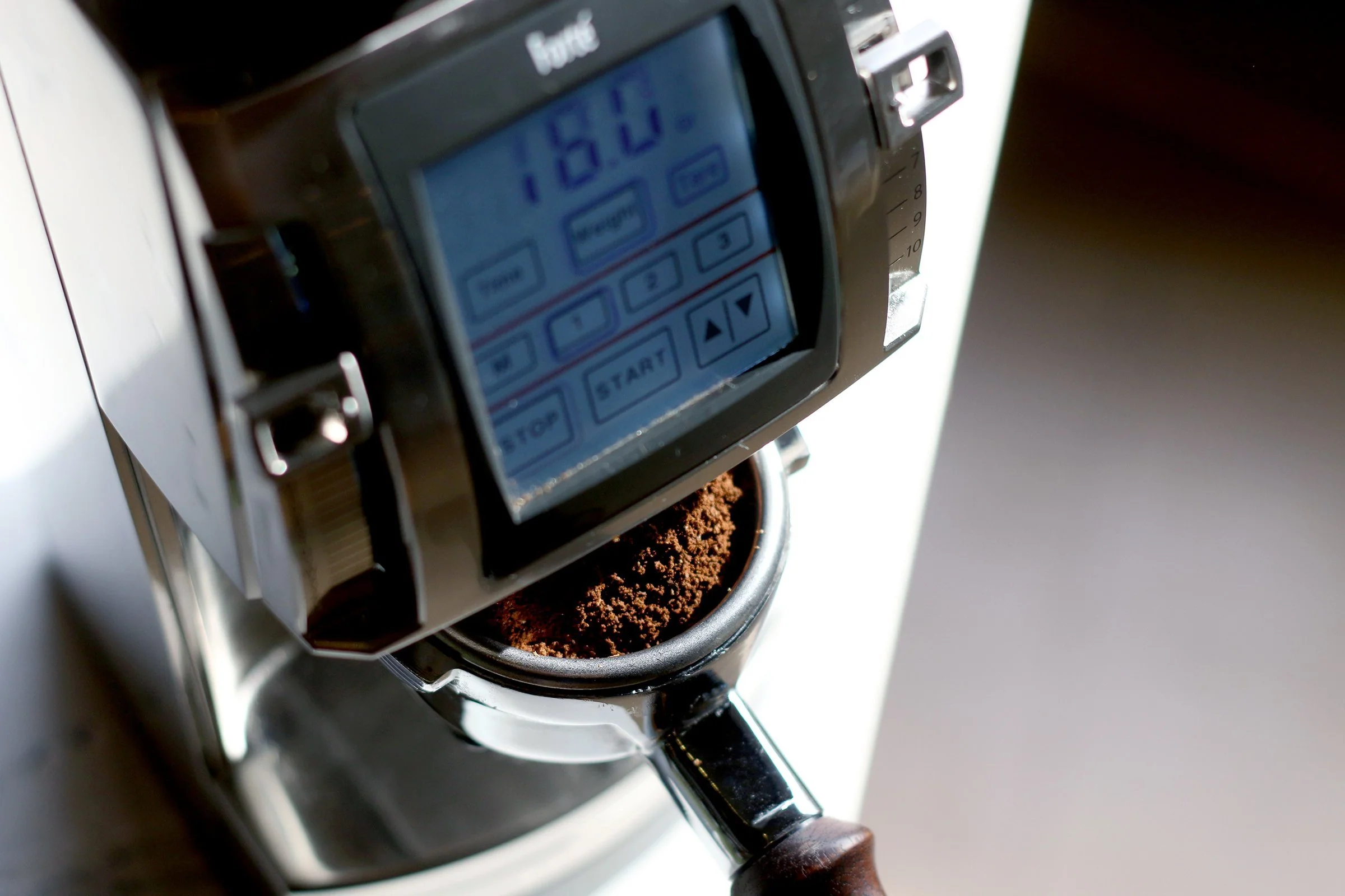 Baratza Forté-AP Coffee Grinder - Image 6