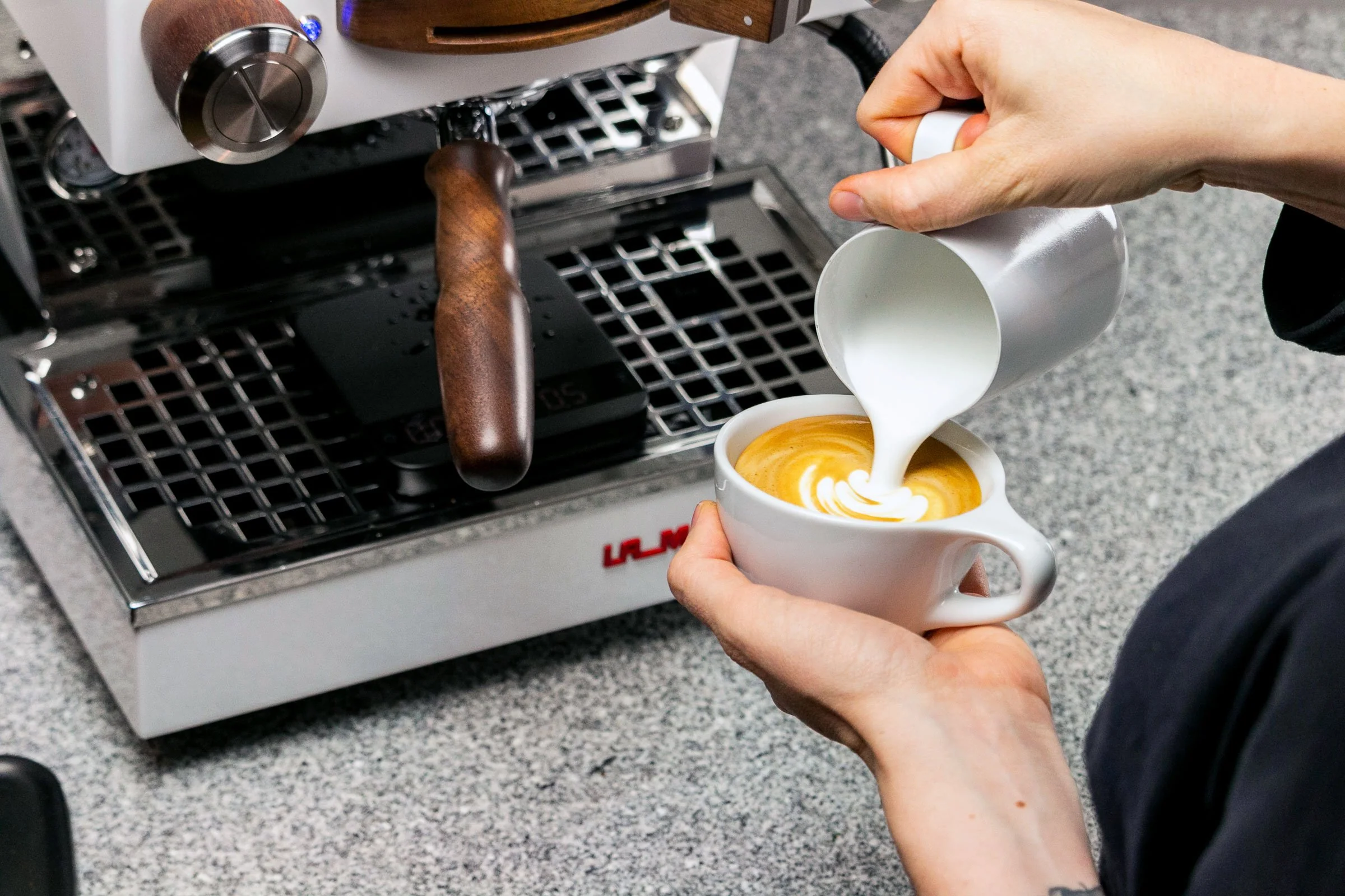 notNeutral LINO Cup & Saucer - Image 7